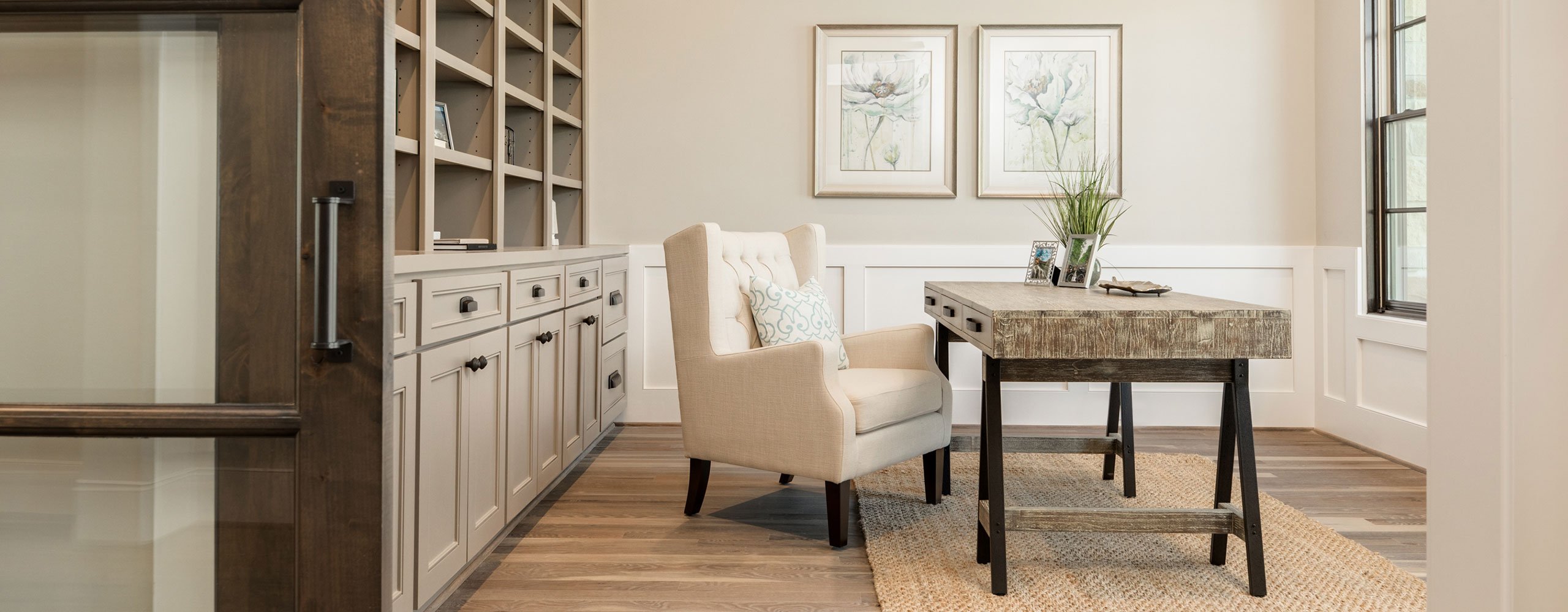 Home office staging in Houston metro area